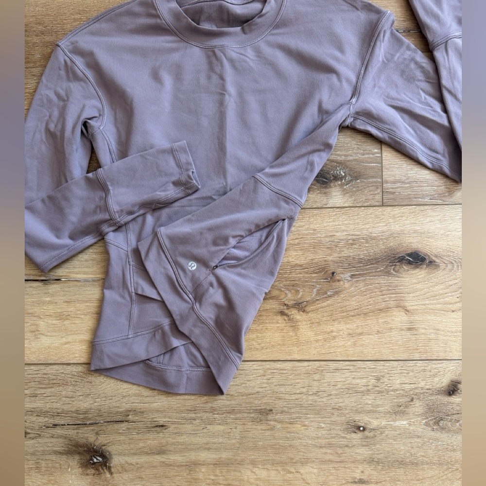 lululemon athletica Mauve Crop Top - Picture 2 of 4